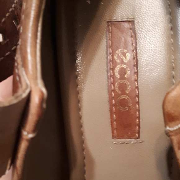ECCO Genuine leather mary jane sandals. Size 6, Tan - Picture 4 of 5